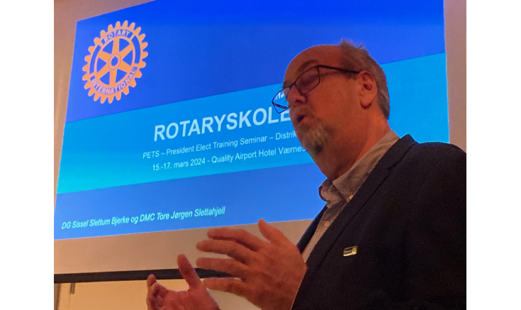 Tore J. Slettahjell: Rotaryskolen